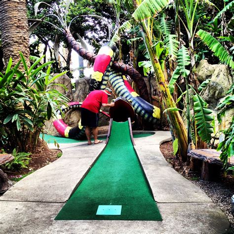 A Feast for the Senses: Discovering the Culinary Delights at Magic Carpet Mini Golf in Galveston